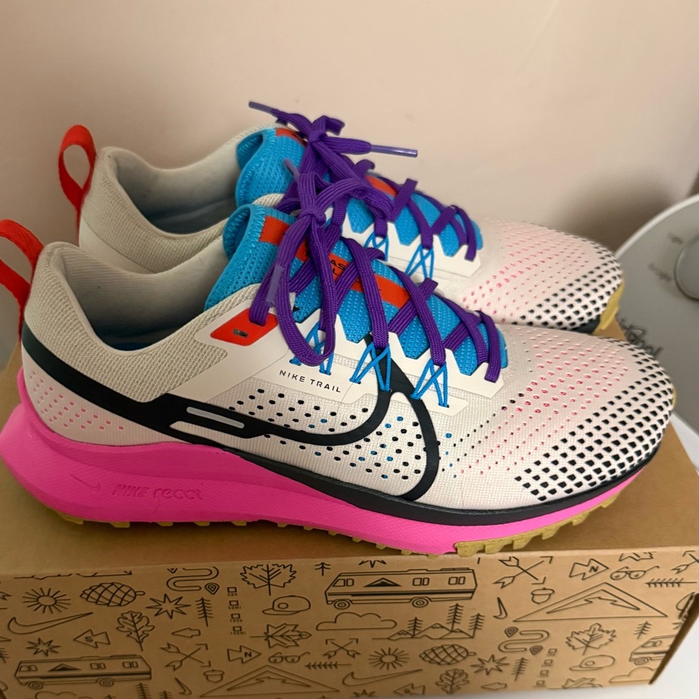 Nike Women's Trail Running Shoes - Multicolor